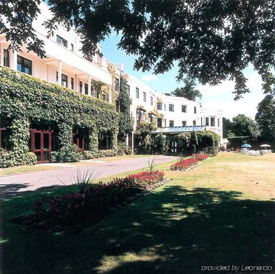 Lyndhurst Park Hotel ภายนอก รูปภาพ